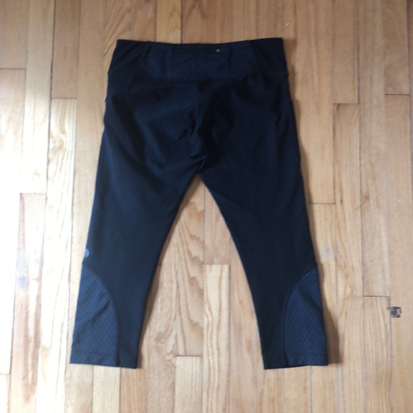 MPG crops/capris - Picture 5 of 5